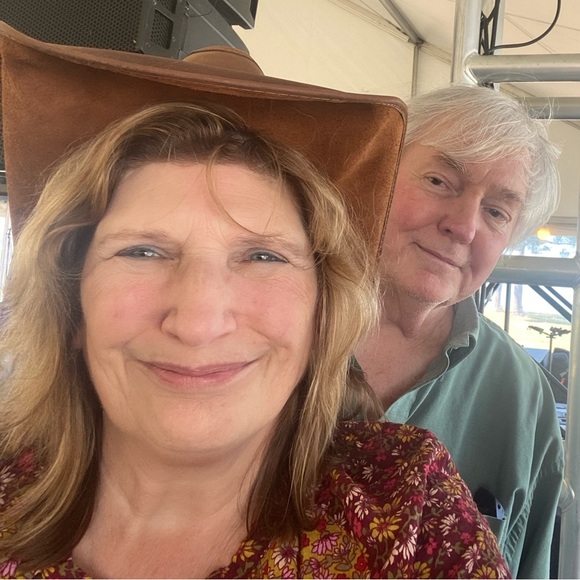 Meet the Posher Other - Meet your Posher, Lynne